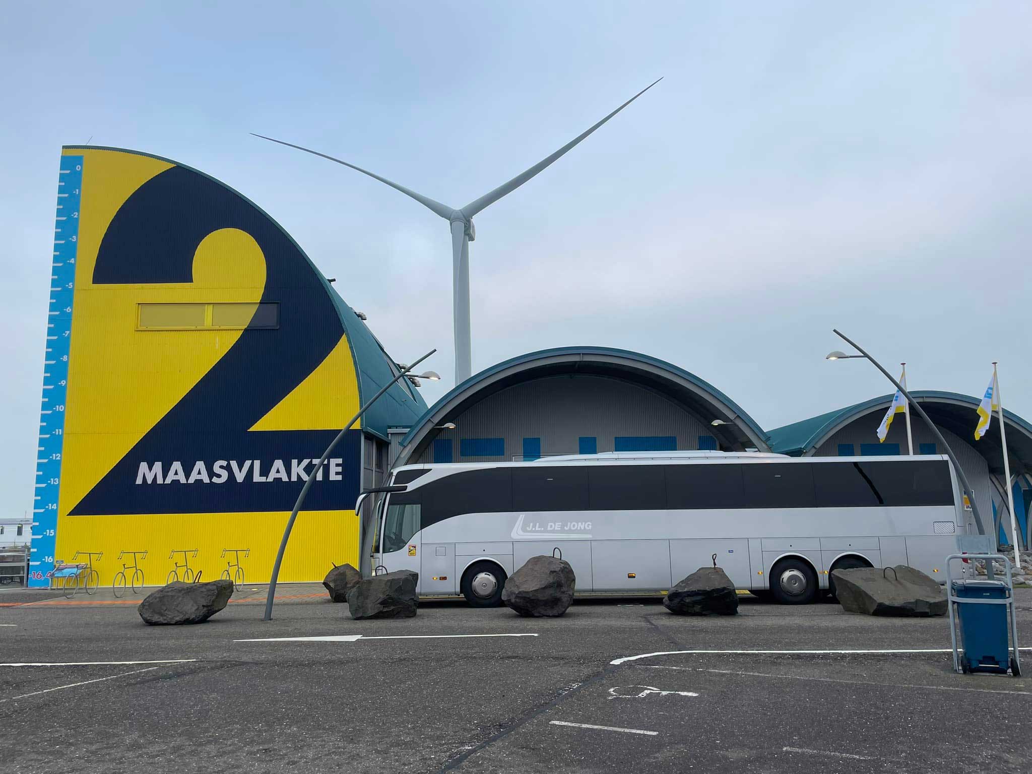 Touringcar bij Futureland Maasvlakte 2